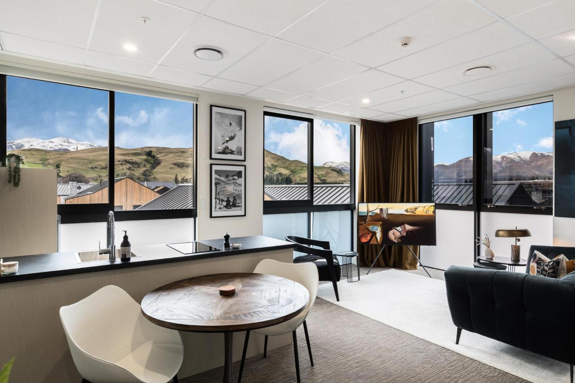12Th Avenue Suites Квінстаун Екстер'єр фото