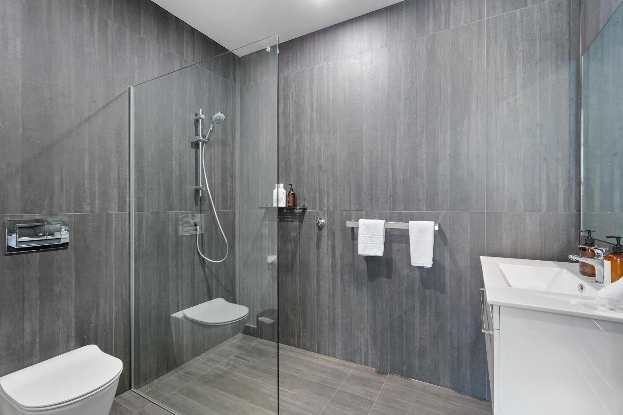 12Th Avenue Suites Квінстаун Екстер'єр фото