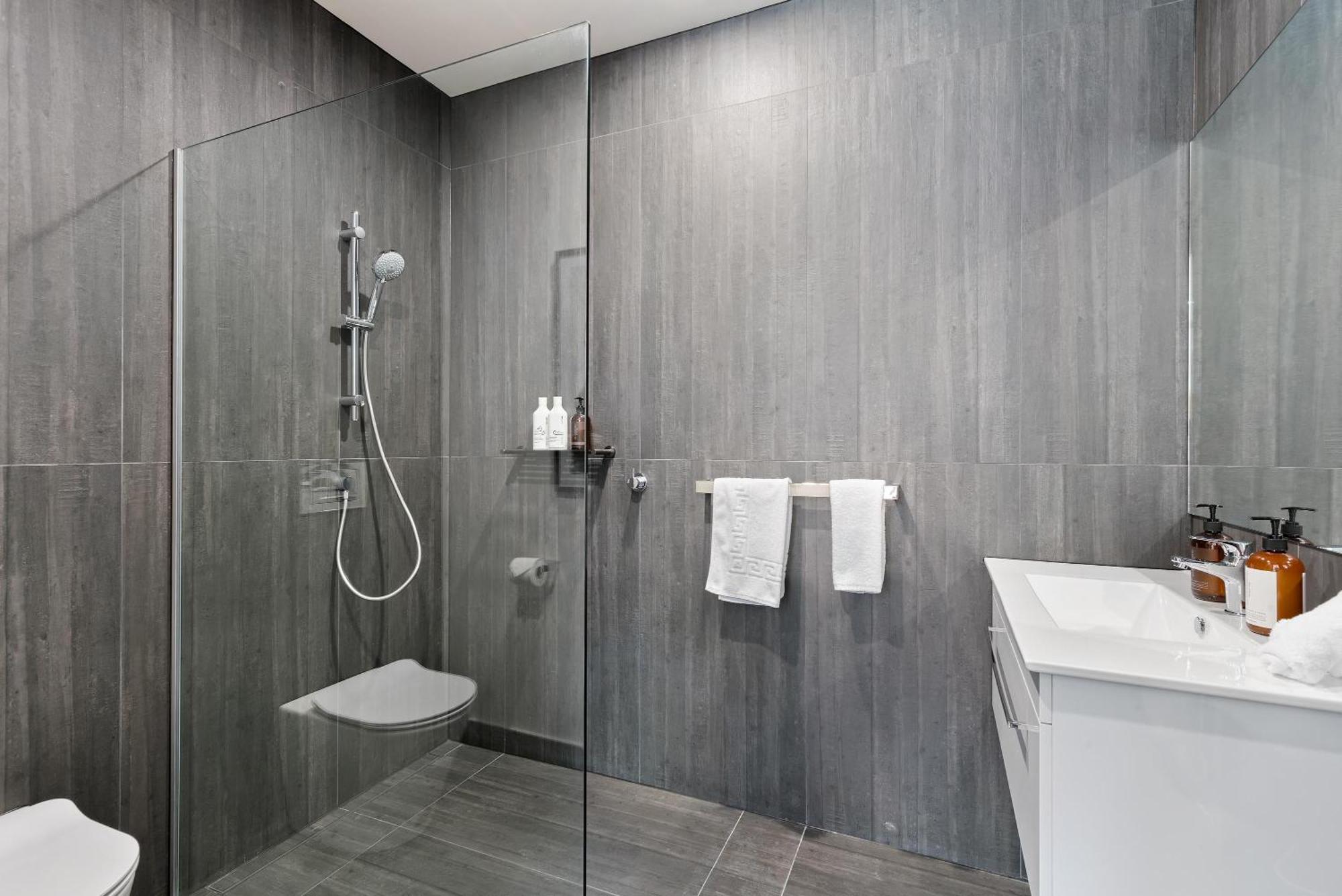 12Th Avenue Suites Квінстаун Екстер'єр фото